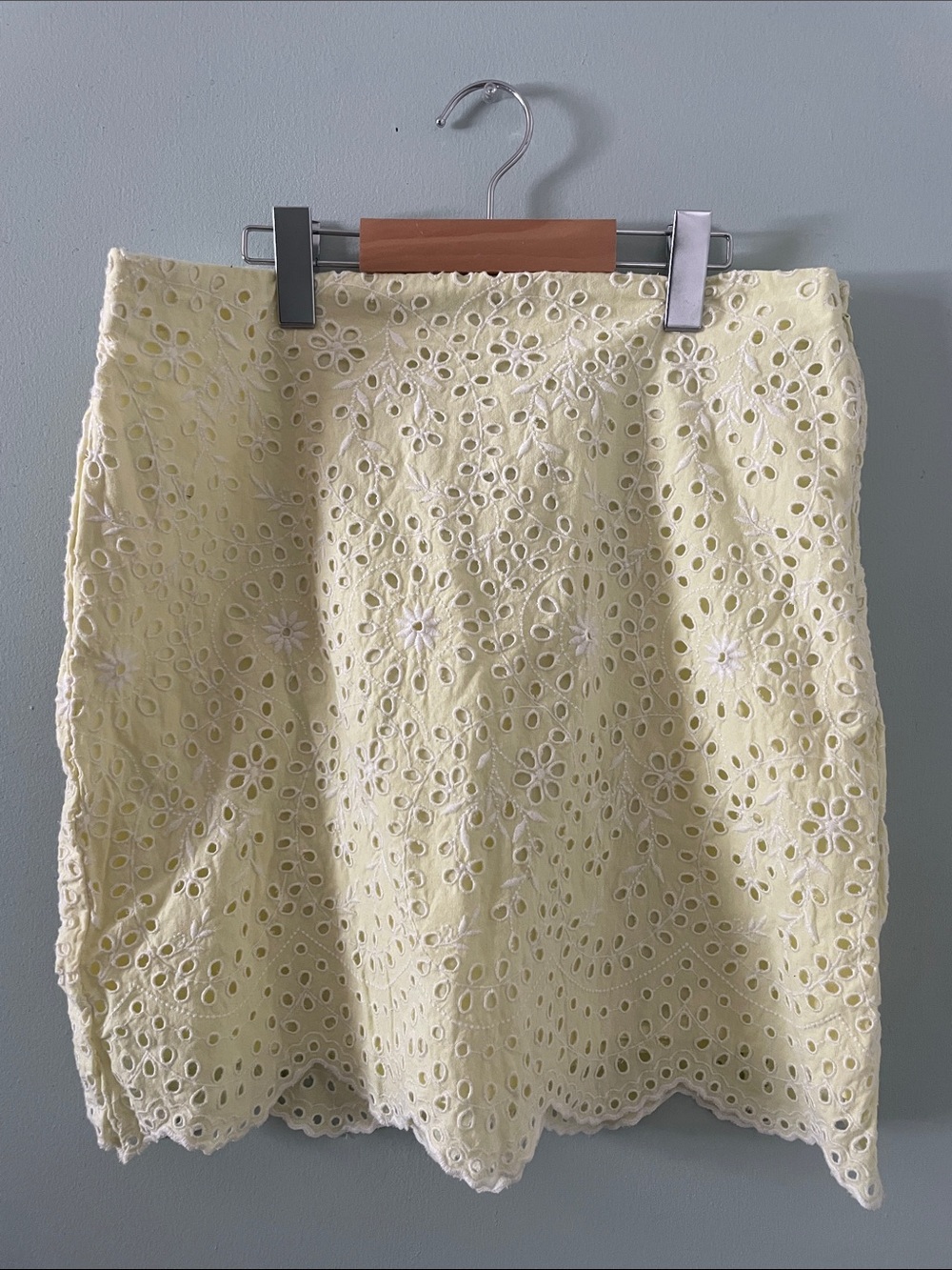 NWT Light Yellow Eyelet Cotton Skirt